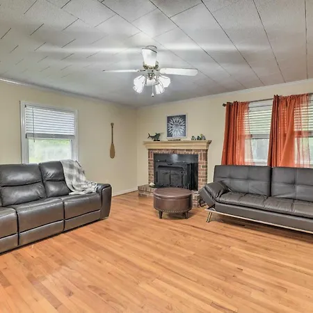 Charming Harkers Island Home - Fish And Boat!